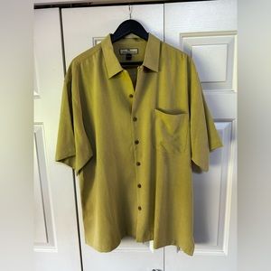 Tommy Bahama Men’s Button Down Shirt